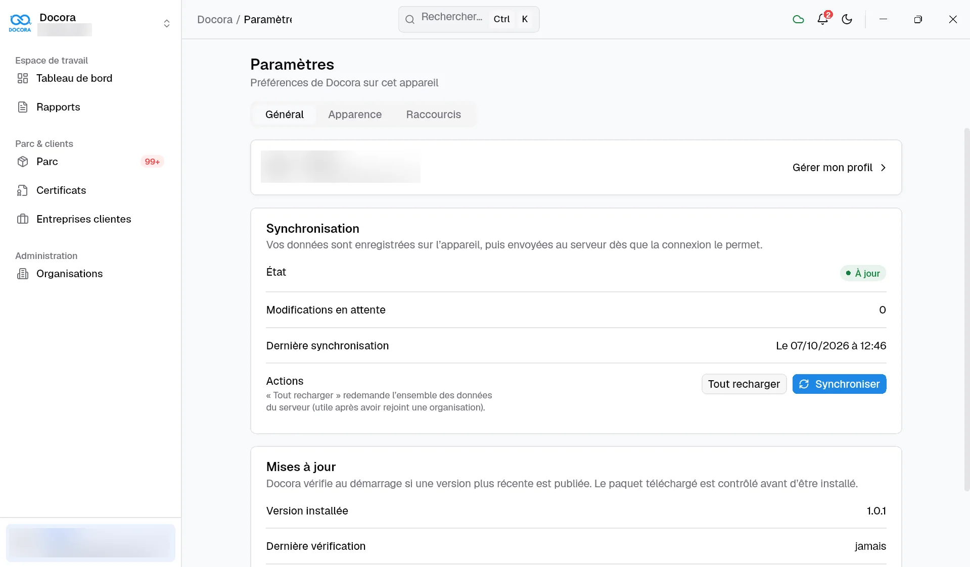 Paramètres : version installée et dernière vérification.